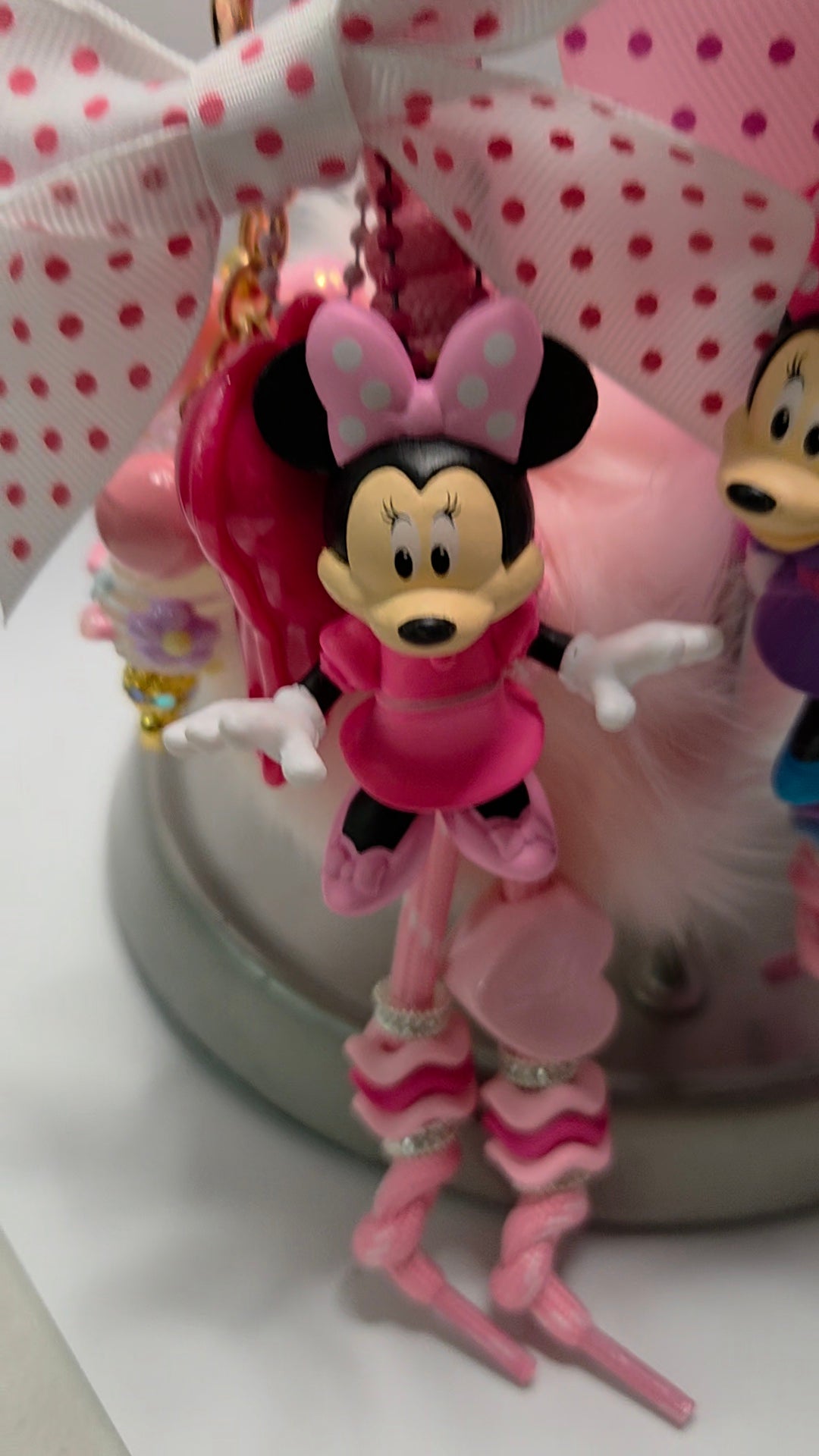 Hot pink mouse