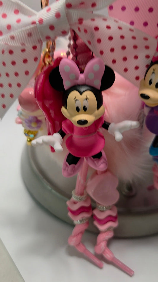 Hot pink mouse